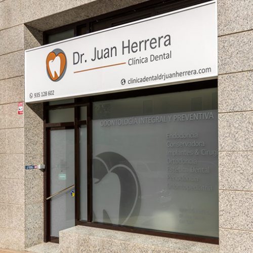 DR.-JUAN-HERRERA-12-699x1024